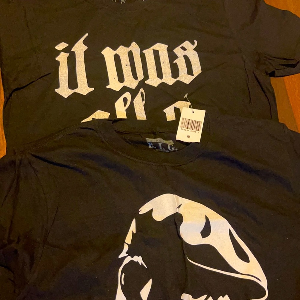 Lot of 2 Brand New Biggie Smalls T-Shirts Size: M